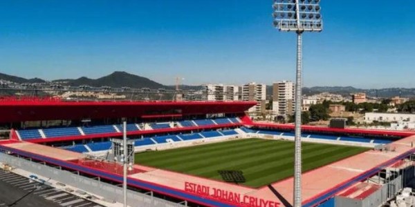 巴萨主场临时改至克鲁伊夫球场，新诺坎普启用再推迟