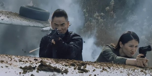 收手吧樊少皇！别再把观众当傻子了，52岁拍个动作烂片雷人又无脑