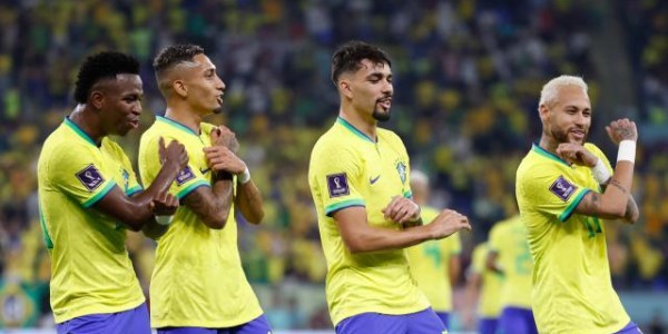 天博中国入口-基恩：巴西球员一进球就跳舞，我在看舞蹈节目吗？