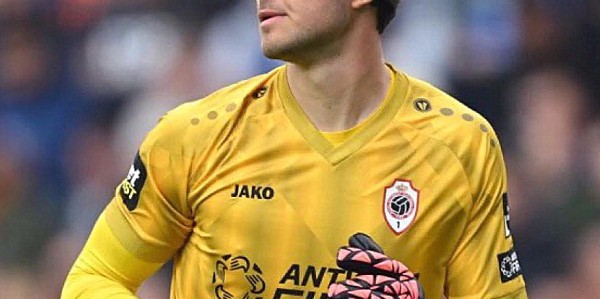 天博官方通道-记者：因引进多纳鲁马难度过高，曼城将转攻比利时门将拉曼斯