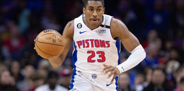 吞噬掉天才新星的黑洞究竟是什么 艾维触碰红线NBA从此查无此人？