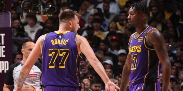 19战15胜联盟第一！两大铁闸改变湖人：防守升第一