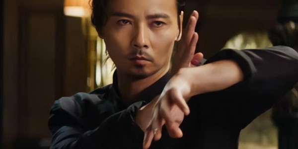 收手吧樊少皇！别再把观众当傻子了，52岁拍个动作烂片雷人又无脑