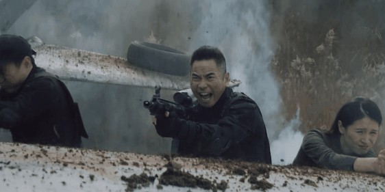 收手吧樊少皇！别再把观众当傻子了，52岁拍个动作烂片雷人又无脑